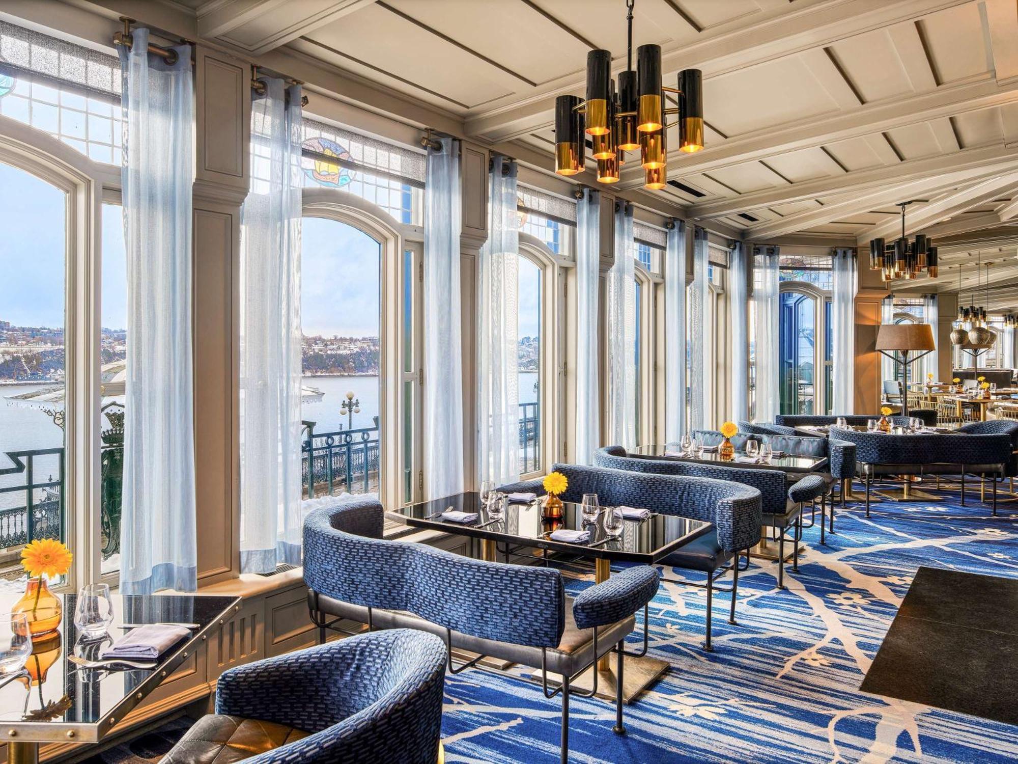Fairmont Le Chateau Frontenac Квебек Екстериор снимка The River Cafe
