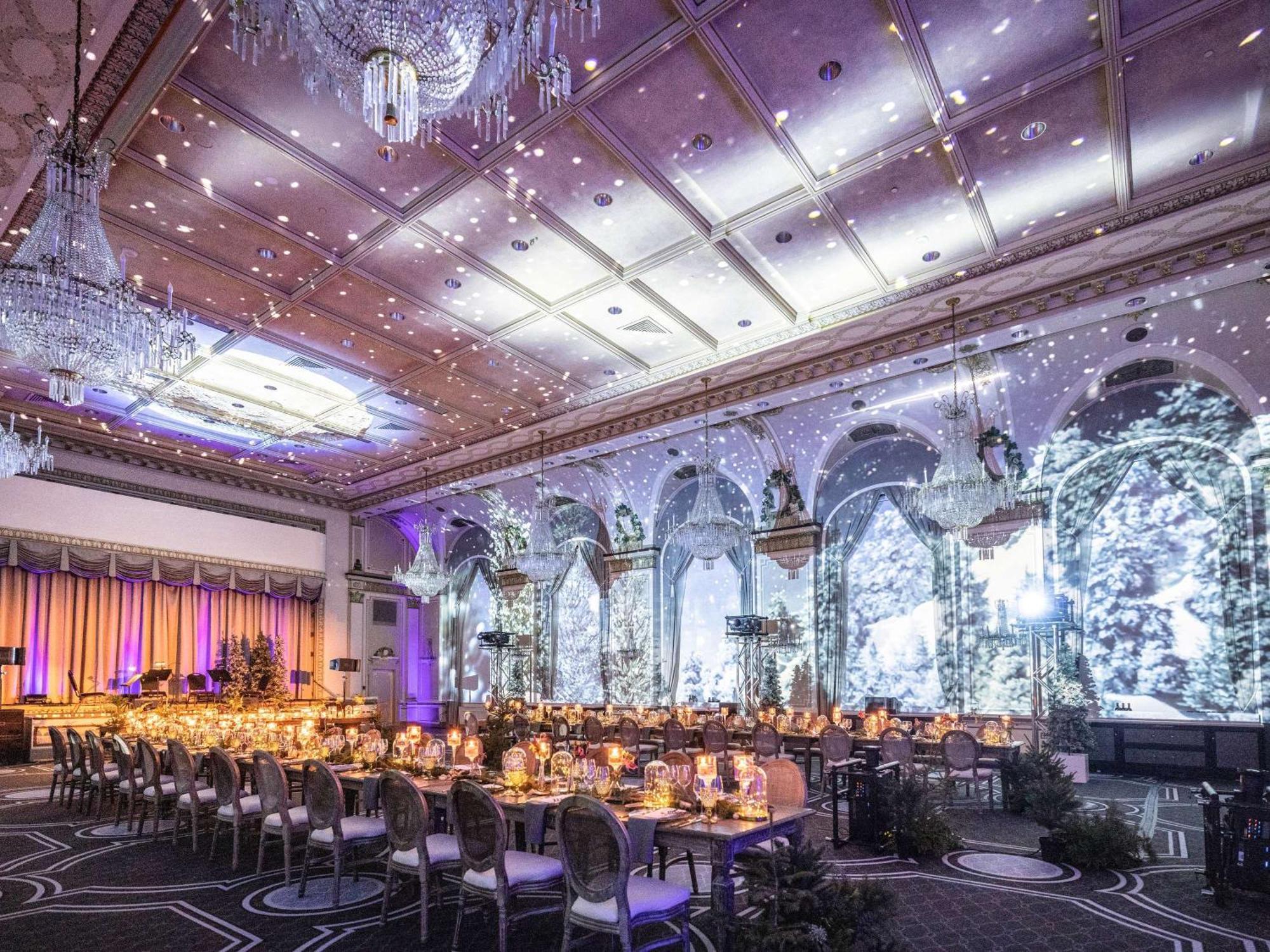 Fairmont Le Chateau Frontenac Квебек Екстериор снимка The Starlight Ball 2016
